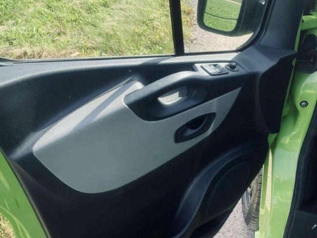 Зеленый Рено Трафик, объемом двигателя 1.6 л и пробегом 139 тыс. км за 9300 $, фото 14 на Automoto.ua