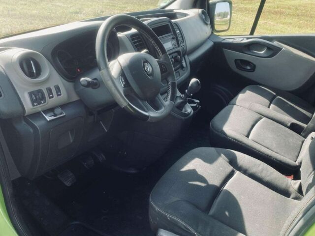 Зеленый Рено Трафик, объемом двигателя 1.6 л и пробегом 139 тыс. км за 9300 $, фото 9 на Automoto.ua