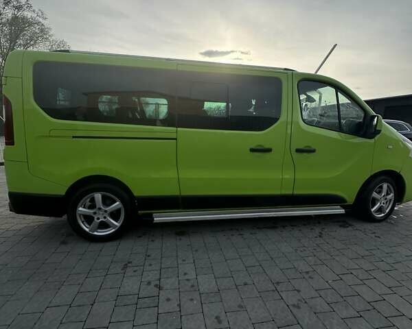 Зеленый Рено Трафик, объемом двигателя 1.6 л и пробегом 324 тыс. км за 14900 $, фото 4 на Automoto.ua