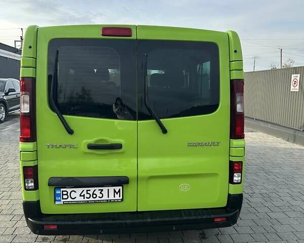 Зеленый Рено Трафик, объемом двигателя 1.6 л и пробегом 324 тыс. км за 14900 $, фото 3 на Automoto.ua