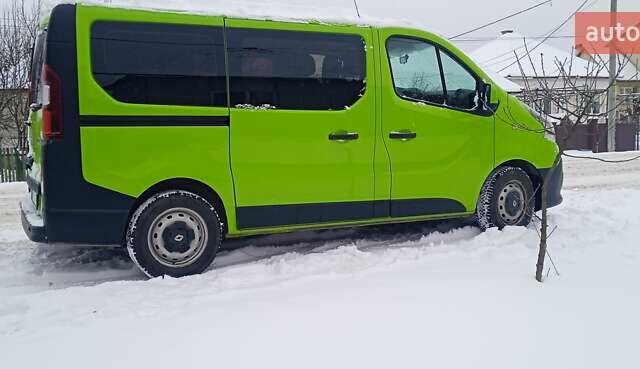 Зелений Рено Трафік, об'ємом двигуна 1.6 л та пробігом 265 тис. км за 12300 $, фото 2 на Automoto.ua