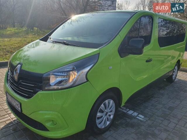Зеленый Рено Трафик, объемом двигателя 1.6 л и пробегом 230 тыс. км за 15999 $, фото 4 на Automoto.ua