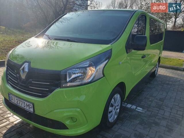 Зеленый Рено Трафик, объемом двигателя 1.6 л и пробегом 230 тыс. км за 15999 $, фото 1 на Automoto.ua