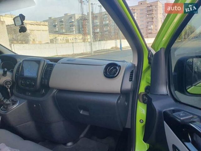 Зеленый Рено Трафик, объемом двигателя 1.6 л и пробегом 230 тыс. км за 15999 $, фото 9 на Automoto.ua