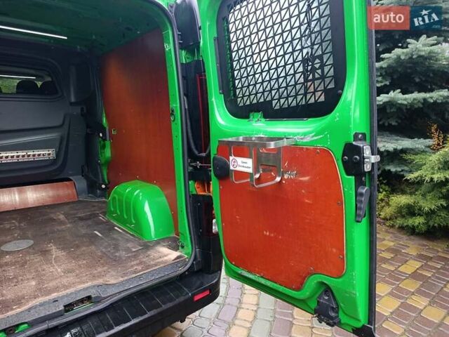 Зеленый Рено Трафик, объемом двигателя 1.6 л и пробегом 178 тыс. км за 19900 $, фото 45 на Automoto.ua