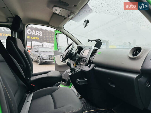 Зеленый Рено Трафик, объемом двигателя 1.6 л и пробегом 178 тыс. км за 19900 $, фото 19 на Automoto.ua