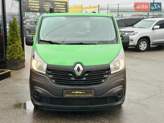 Зеленый Рено Трафик, объемом двигателя 1.6 л и пробегом 178 тыс. км за 19900 $, фото 6 на Automoto.ua