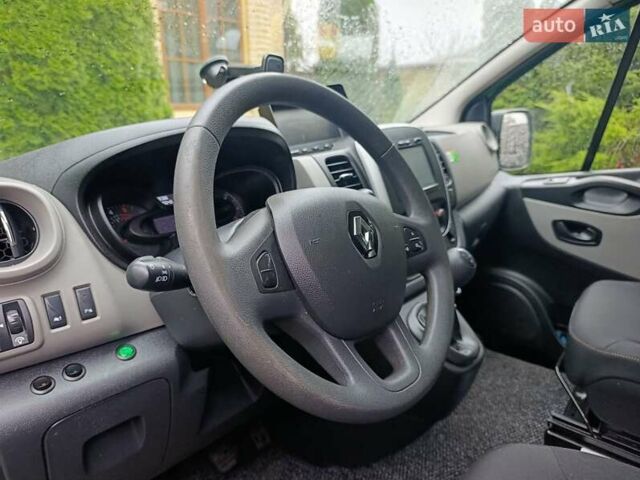 Зеленый Рено Трафик, объемом двигателя 1.6 л и пробегом 178 тыс. км за 19900 $, фото 18 на Automoto.ua