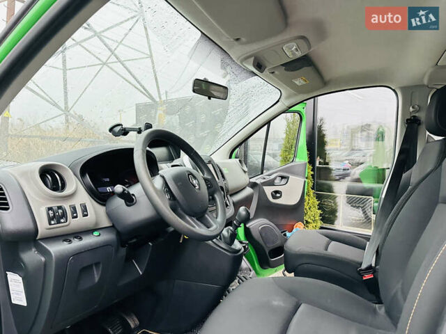 Зеленый Рено Трафик, объемом двигателя 1.6 л и пробегом 178 тыс. км за 19900 $, фото 12 на Automoto.ua