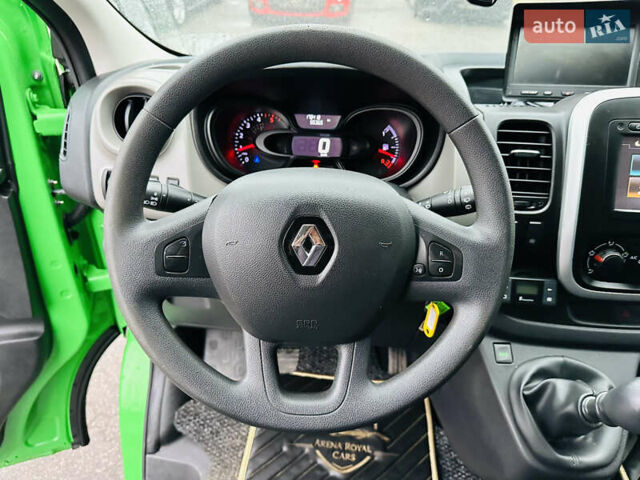 Зеленый Рено Трафик, объемом двигателя 1.6 л и пробегом 178 тыс. км за 19900 $, фото 23 на Automoto.ua