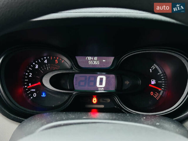 Зеленый Рено Трафик, объемом двигателя 1.6 л и пробегом 178 тыс. км за 19900 $, фото 24 на Automoto.ua