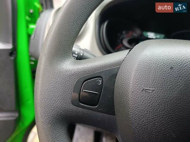 Зеленый Рено Трафик, объемом двигателя 1.6 л и пробегом 178 тыс. км за 19900 $, фото 25 на Automoto.ua