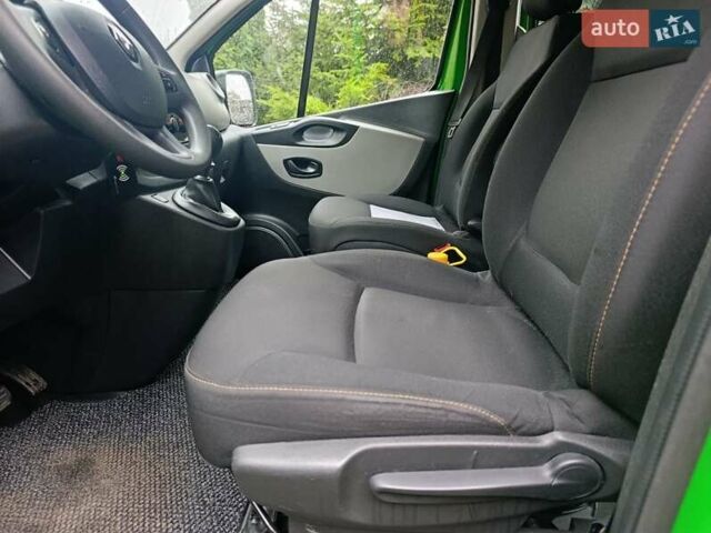 Зеленый Рено Трафик, объемом двигателя 1.6 л и пробегом 178 тыс. км за 19900 $, фото 16 на Automoto.ua