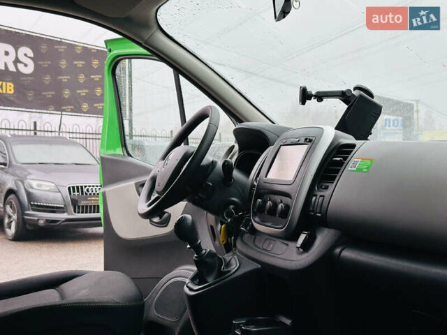 Зеленый Рено Трафик, объемом двигателя 1.6 л и пробегом 178 тыс. км за 19900 $, фото 20 на Automoto.ua