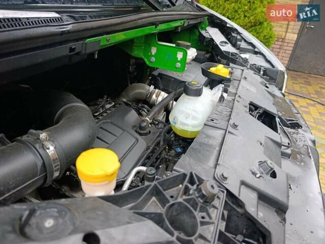 Зеленый Рено Трафик, объемом двигателя 1.6 л и пробегом 178 тыс. км за 19900 $, фото 49 на Automoto.ua