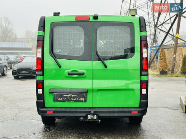 Зеленый Рено Трафик, объемом двигателя 1.6 л и пробегом 178 тыс. км за 19900 $, фото 9 на Automoto.ua