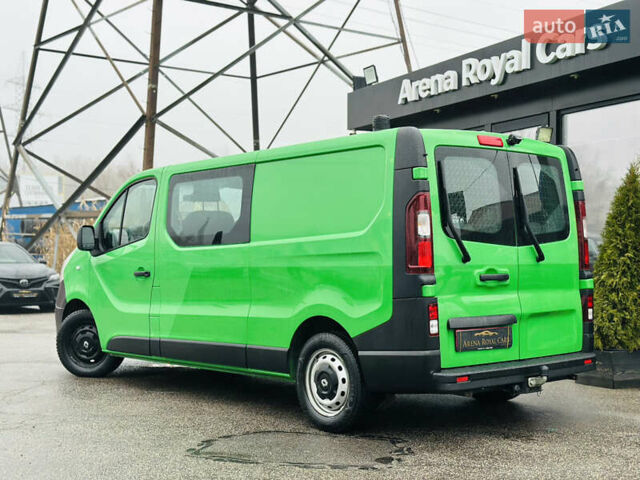 Зеленый Рено Трафик, объемом двигателя 1.6 л и пробегом 178 тыс. км за 19900 $, фото 3 на Automoto.ua