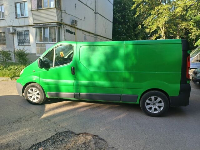 Зелений Рено Трафік, об'ємом двигуна 2 л та пробігом 200 тис. км за 6600 $, фото 2 на Automoto.ua