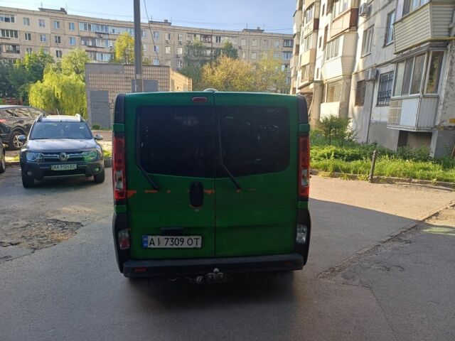 Зелений Рено Трафік, об'ємом двигуна 2 л та пробігом 200 тис. км за 6600 $, фото 3 на Automoto.ua