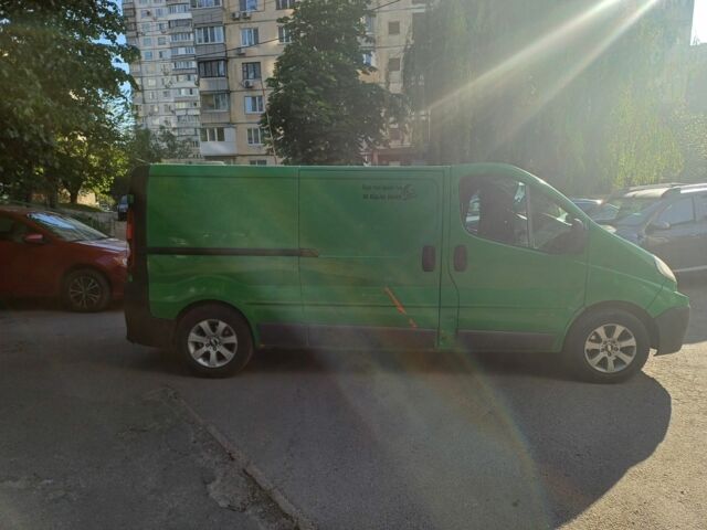 Зелений Рено Трафік, об'ємом двигуна 2 л та пробігом 200 тис. км за 6600 $, фото 1 на Automoto.ua