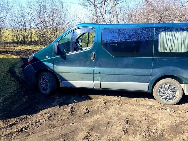Зелений Рено Трафік, об'ємом двигуна 1.9 л та пробігом 25 тис. км за 7500 $, фото 2 на Automoto.ua