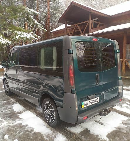 Зелений Рено Трафік, об'ємом двигуна 1.9 л та пробігом 320 тис. км за 5500 $, фото 2 на Automoto.ua