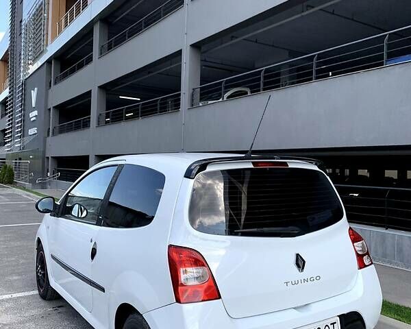 Білий Рено Твінго, об'ємом двигуна 1.5 л та пробігом 143 тис. км за 4800 $, фото 2 на Automoto.ua