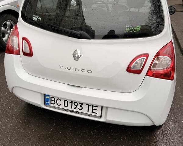 Белый Рено Твинго, объемом двигателя 1.15 л и пробегом 143 тыс. км за 4300 $, фото 10 на Automoto.ua