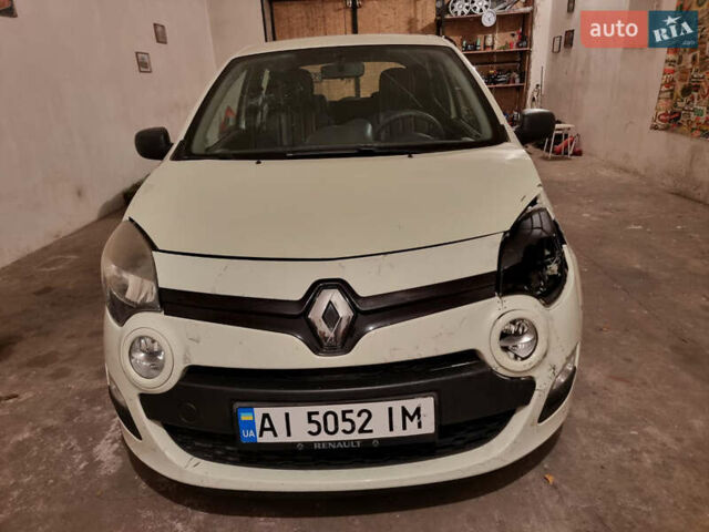 Білий Рено Твінго, об'ємом двигуна 1.2 л та пробігом 140 тис. км за 3500 $, фото 20 на Automoto.ua