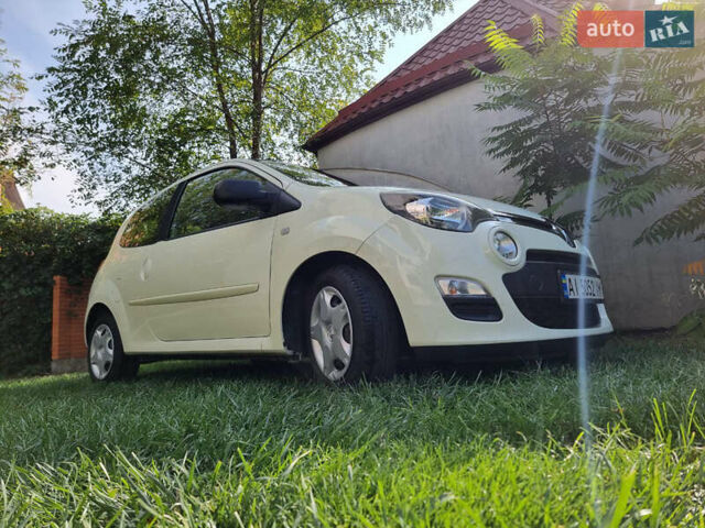 Білий Рено Твінго, об'ємом двигуна 1.2 л та пробігом 140 тис. км за 3500 $, фото 7 на Automoto.ua