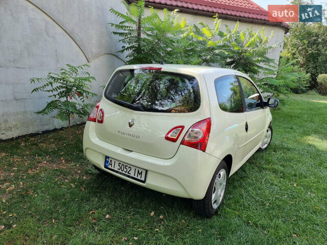 Білий Рено Твінго, об'ємом двигуна 1.2 л та пробігом 140 тис. км за 3500 $, фото 4 на Automoto.ua