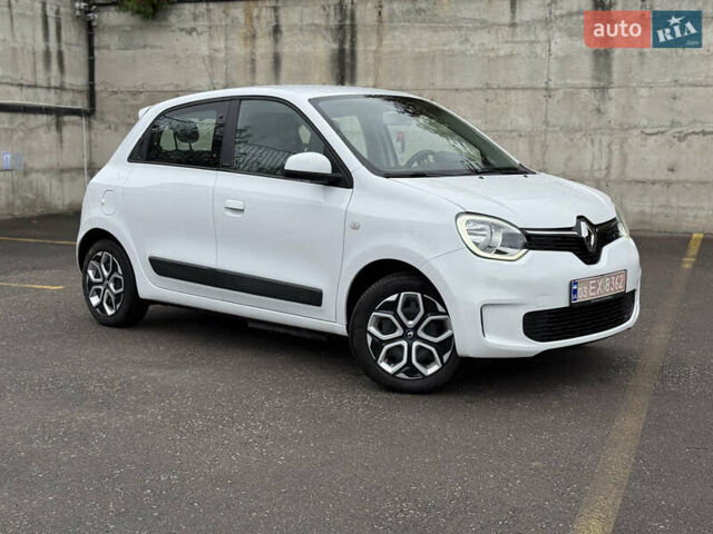 Белый Рено Твинго, объемом двигателя 0 л и пробегом 33 тыс. км за 8999 $, фото 11 на Automoto.ua