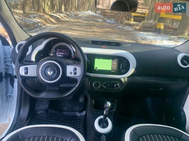 Білий Рено Твінго, об'ємом двигуна 0 л та пробігом 29 тис. км за 9900 $, фото 7 на Automoto.ua