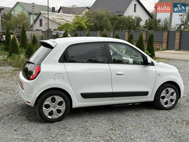 Белый Рено Твинго, объемом двигателя 0 л и пробегом 60 тыс. км за 8600 $, фото 11 на Automoto.ua