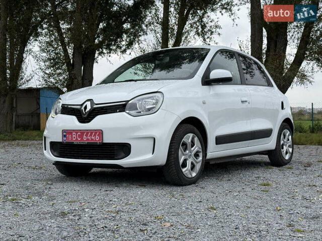 Белый Рено Твинго, объемом двигателя 0 л и пробегом 60 тыс. км за 8600 $, фото 6 на Automoto.ua