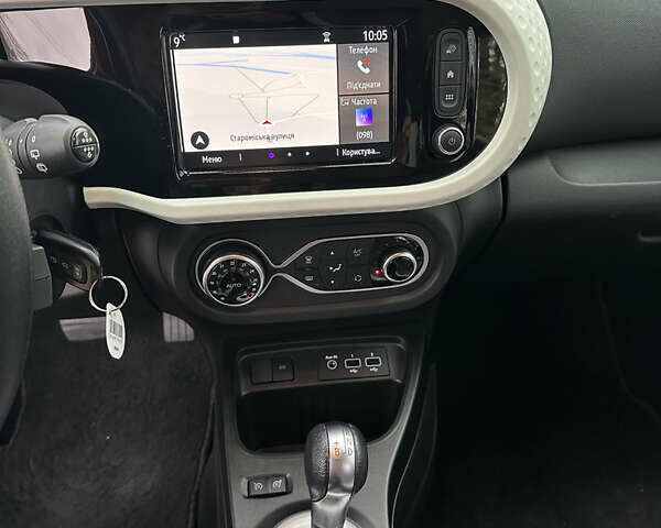 Рено Твінго 2022 у Коломые на Automoto.ua Білий Рено Твінго, об'ємом двигуна 0 л та пробігом 17 тис. км за 8999 $, фото 25 на Automoto.ua