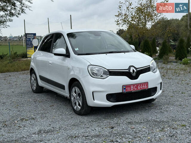Белый Рено Твинго, объемом двигателя 0 л и пробегом 60 тыс. км за 8600 $, фото 4 на Automoto.ua