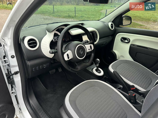 Рено Твінго 2022 у Коломые на Automoto.ua Білий Рено Твінго, об'ємом двигуна 0 л та пробігом 17 тис. км за 8999 $, фото 18 на Automoto.ua