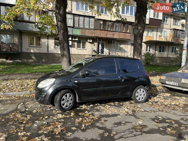Рено Твінго 2008 у Києві на Automoto.ua Чорний Рено Твінго, об'ємом двигуна 1.1 л та пробігом 222 тис. км за 3100 $, фото 5 на Automoto.ua