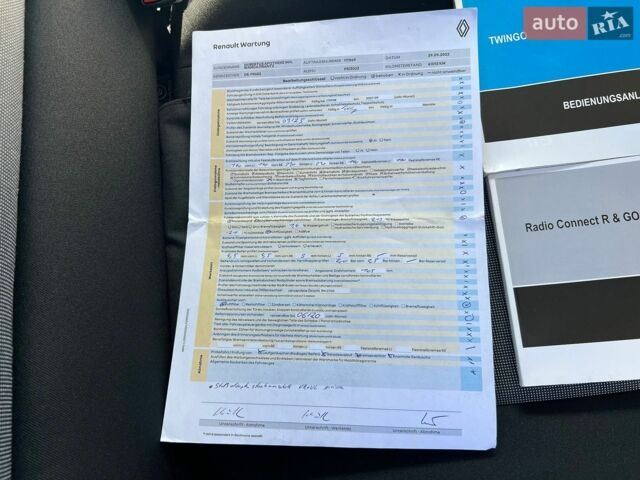 Черный Рено Твинго, объемом двигателя 1 л и пробегом 95 тыс. км за 6054 $, фото 29 на Automoto.ua