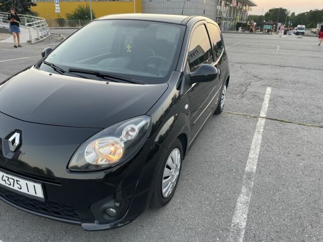 Чорний Рено Твінго, об'ємом двигуна 1.1 л та пробігом 196 тис. км за 3799 $, фото 8 на Automoto.ua