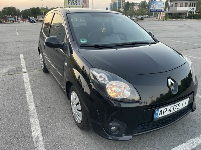 Чорний Рено Твінго, об'ємом двигуна 1.1 л та пробігом 196 тис. км за 3799 $, фото 7 на Automoto.ua