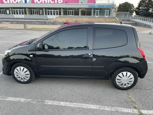 Чорний Рено Твінго, об'ємом двигуна 1.1 л та пробігом 196 тис. км за 3799 $, фото 3 на Automoto.ua