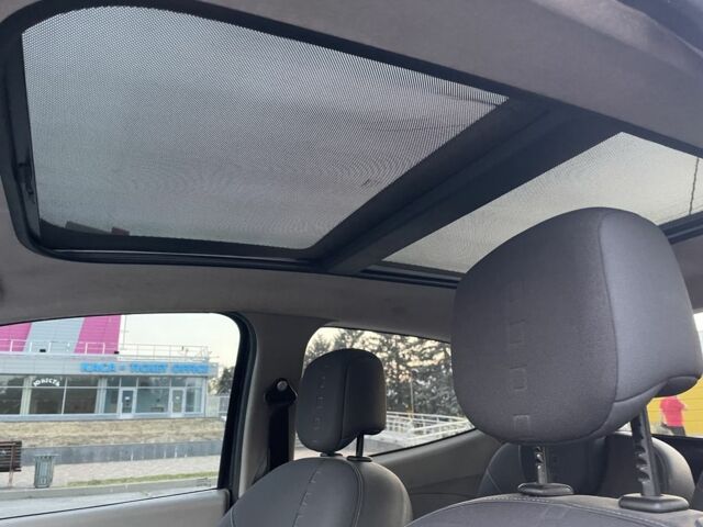 Чорний Рено Твінго, об'ємом двигуна 1.1 л та пробігом 196 тис. км за 3799 $, фото 6 на Automoto.ua