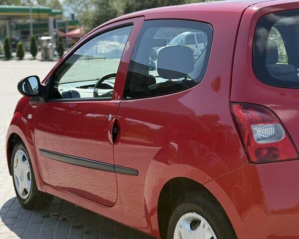 Красный Рено Твинго, объемом двигателя 1.46 л и пробегом 211 тыс. км за 4000 $, фото 16 на Automoto.ua
