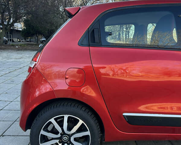 Червоний Рено Твінго, об'ємом двигуна 1 л та пробігом 179 тис. км за 5500 $, фото 17 на Automoto.ua