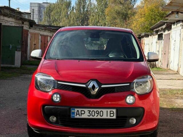 Рено Твінго 2014 у Запоріжжя на Automoto.ua Червоний Рено Твінго, об'ємом двигуна 1 л та пробігом 179 тис. км за 5200 $, фото 2 на Automoto.ua