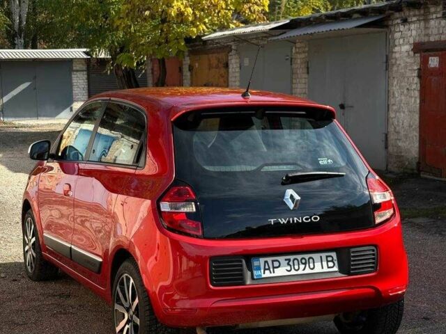 Рено Твінго 2014 у Запоріжжя на Automoto.ua Червоний Рено Твінго, об'ємом двигуна 1 л та пробігом 179 тис. км за 5200 $, фото 14 на Automoto.ua