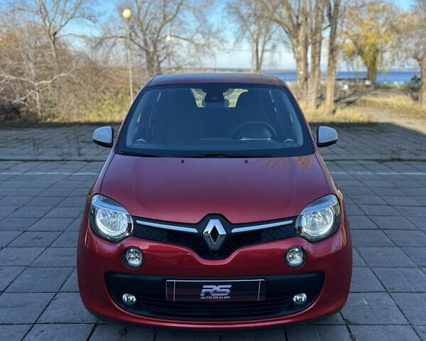 Червоний Рено Твінго, об'ємом двигуна 1 л та пробігом 179 тис. км за 5500 $, фото 2 на Automoto.ua