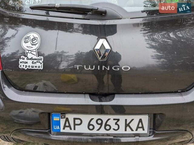 Рено Твинго, объемом двигателя 1.15 л и пробегом 168 тыс. км за 3500 $, фото 12 на Automoto.ua